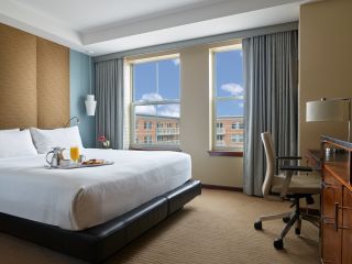 Waterview bedroom hotel suite on Boston Harbor - package deals